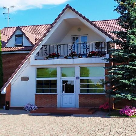 Euro Motel Lyuboml Exterior photo